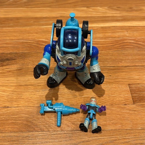 Imaginext Mr. Freeze and Robot - Picture 5 of 7